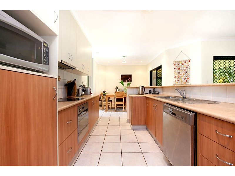 11 Yirra Crescent, Rosebery NT 0832