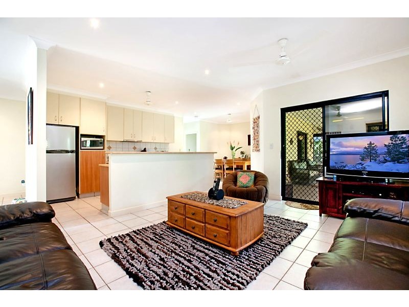 11 Yirra Crescent, Rosebery NT 0832