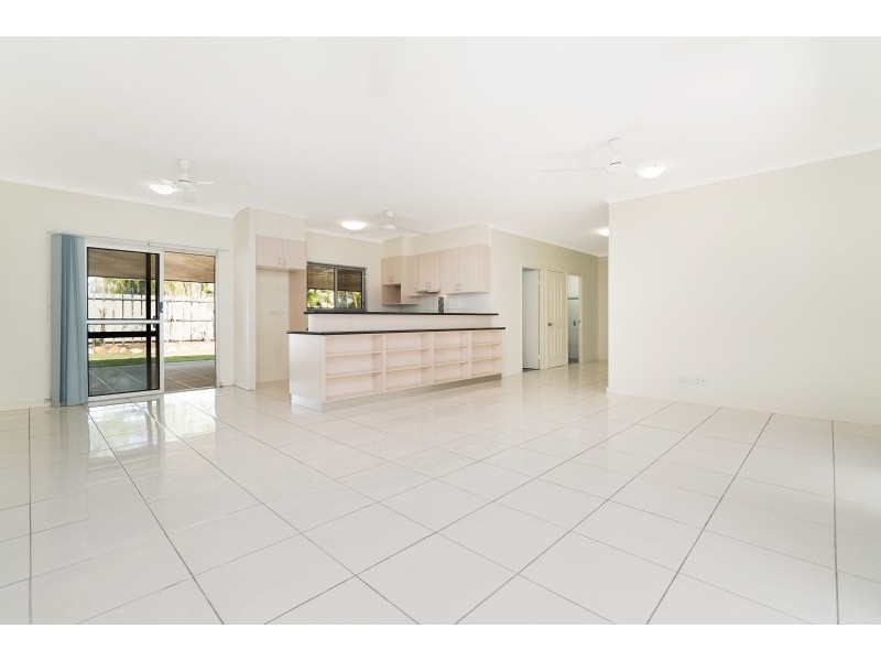 15 Hodgson Drive, Leanyer NT 0812