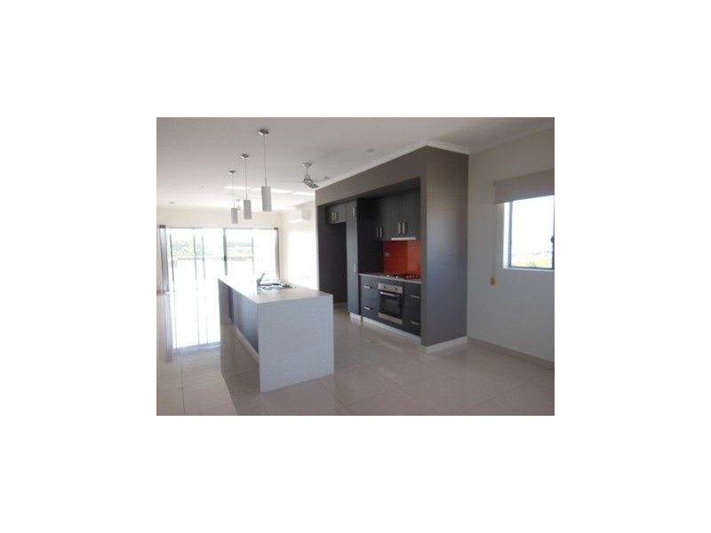 117/250 Farrar Boulevard, Johnston NT 0832