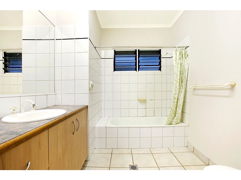 3/3 Sovereign Circuit, Coconut Grove NT 0810