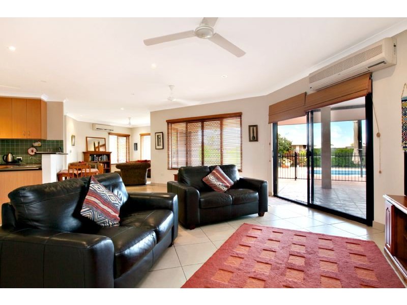 6 Davis Court, Rosebery NT 0832