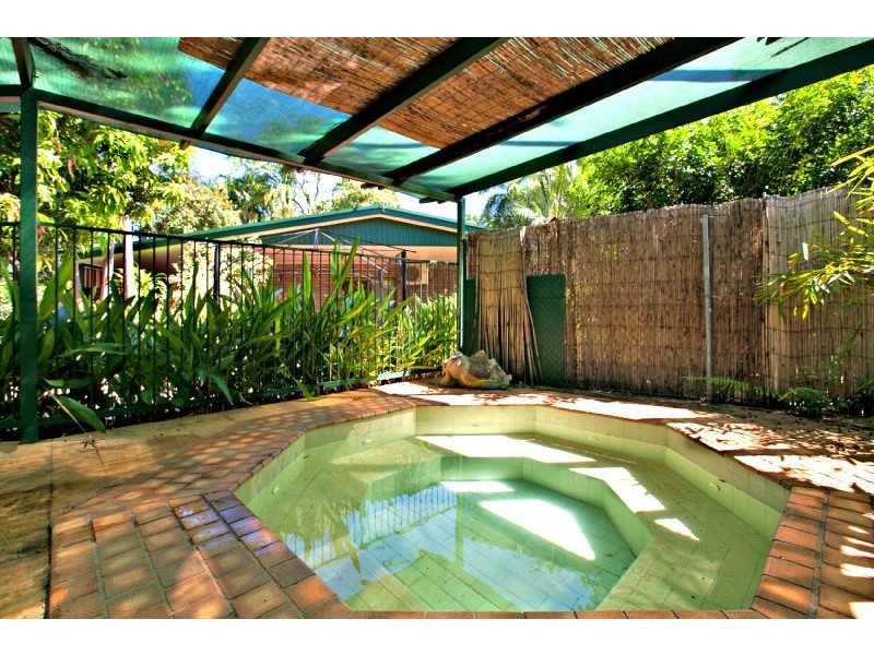 17 Landers Court, Gray NT 0830