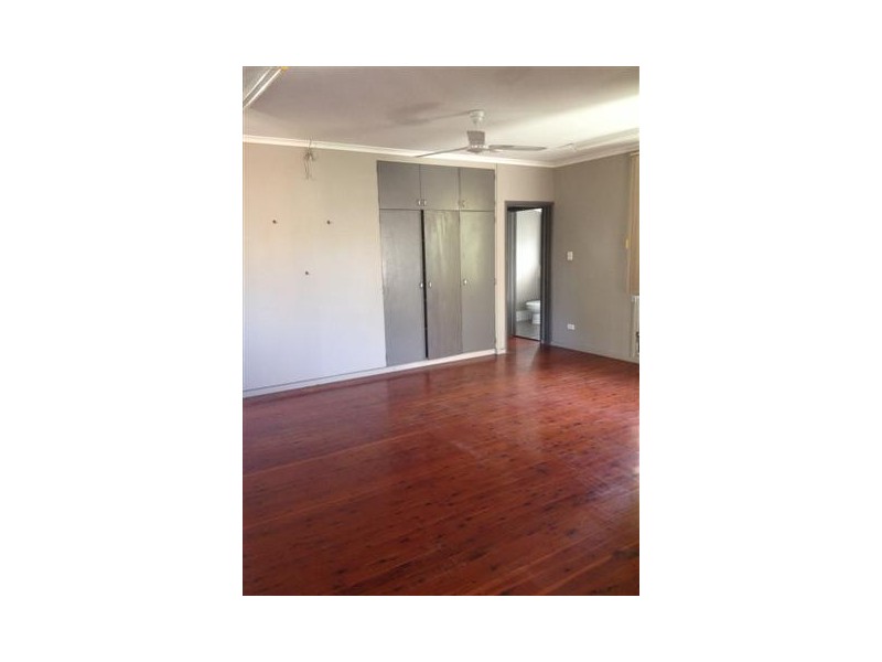 15 Canonbury Circuit, Driver NT 0830