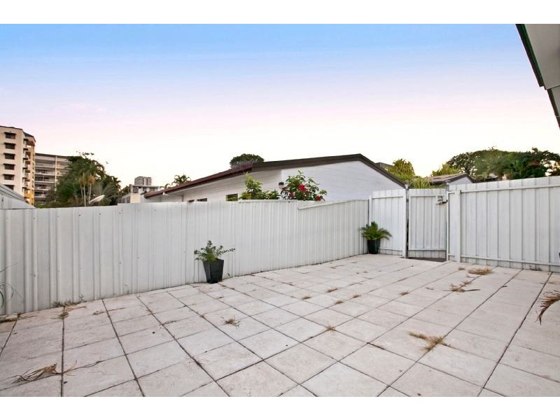 18/94 Woods Street, Darwin NT 0800