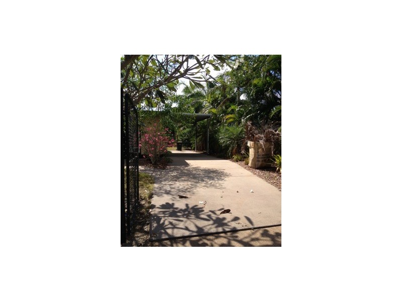 27 Bombax Street, Moulden NT 0830
