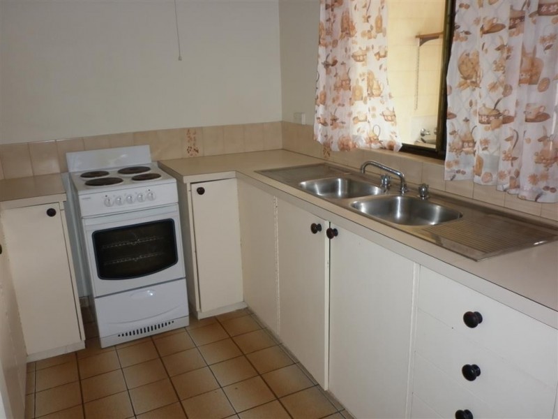 8/3 Livistona Road, Karama NT 0812