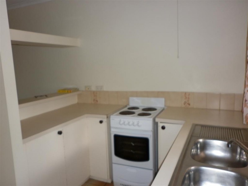 8/3 Livistona Road, Karama NT 0812