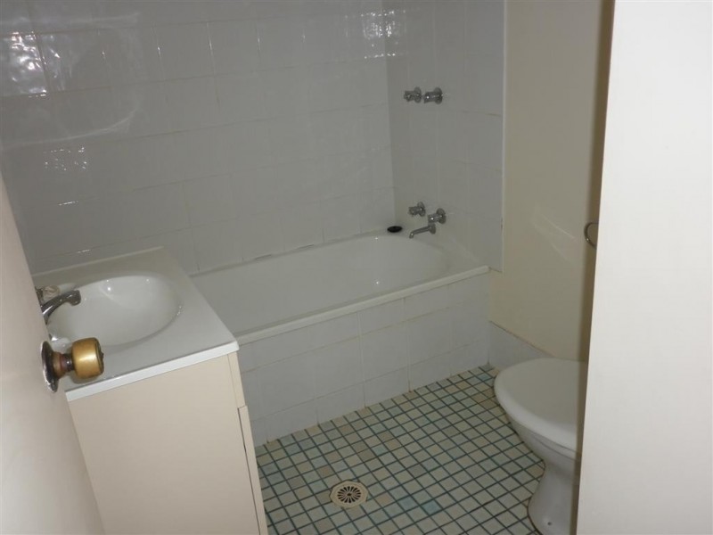 8/3 Livistona Road, Karama NT 0812