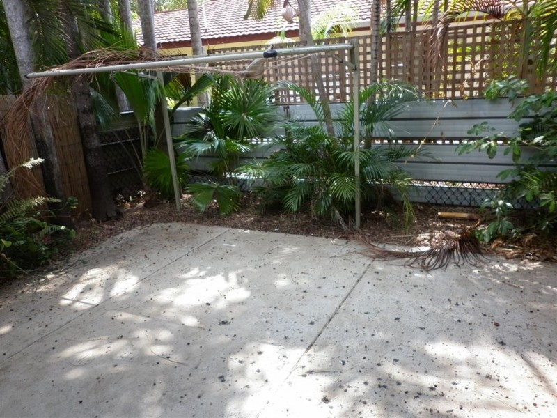 8/3 Livistona Road, Karama NT 0812