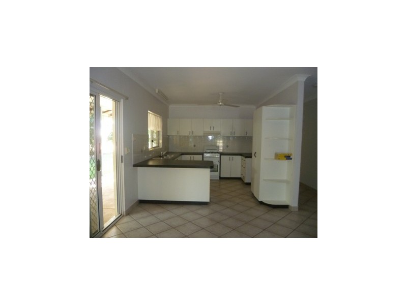 16 Callie Court, Rosebery NT 0832