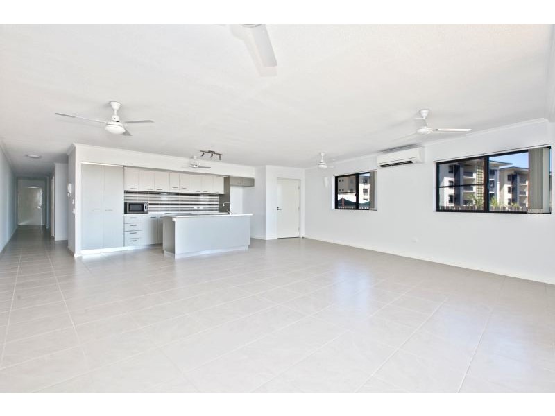 C/174 Forrest Parade, Rosebery NT 0832