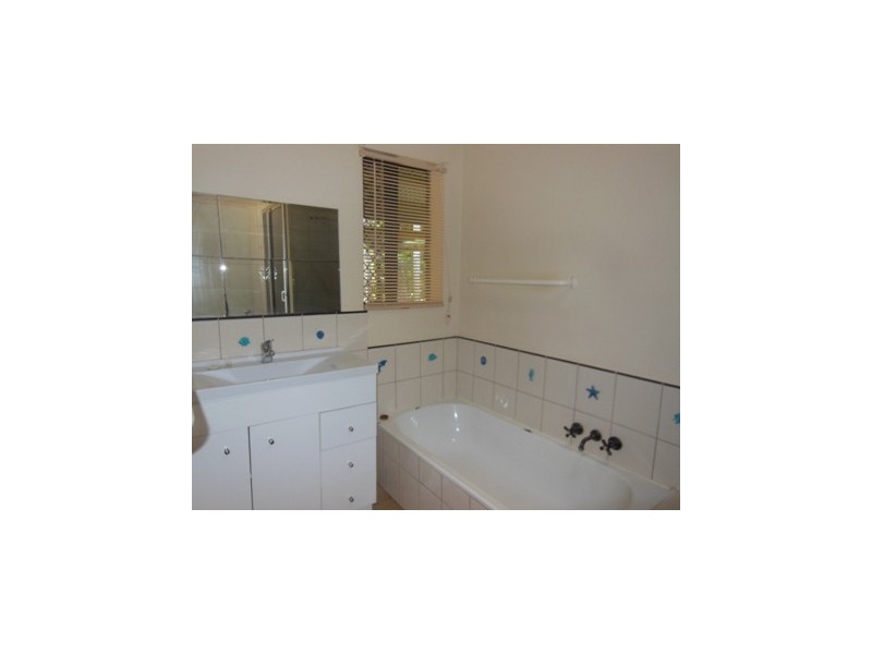 95 McIntyre Road, Howard Springs NT 0835