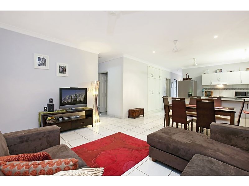 2/11 Sonder Crescent, Bakewell NT 0832