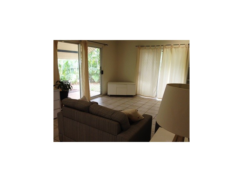 2/1 Sovereign Circuit, Coconut Grove NT 0810