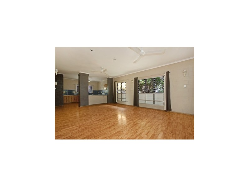 42 Woodroffe Avenue, Woodroffe NT 0830