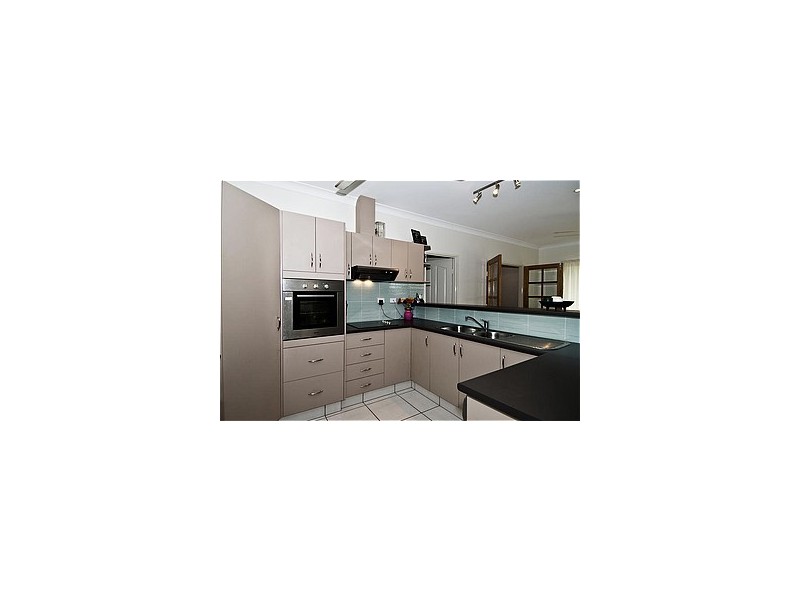 38 Richards Crescent, Rosebery NT 0832