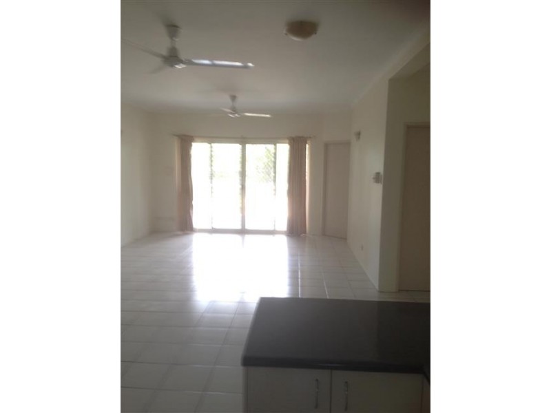 2/140 Smith Street, Larrakeyah NT 0820