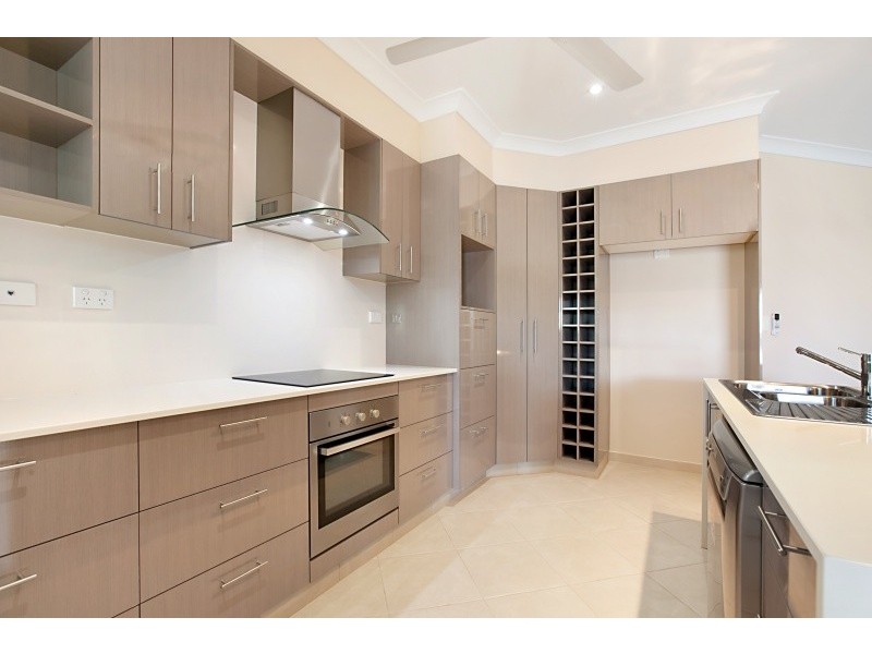 12 Davis Court, Rosebery NT 0832