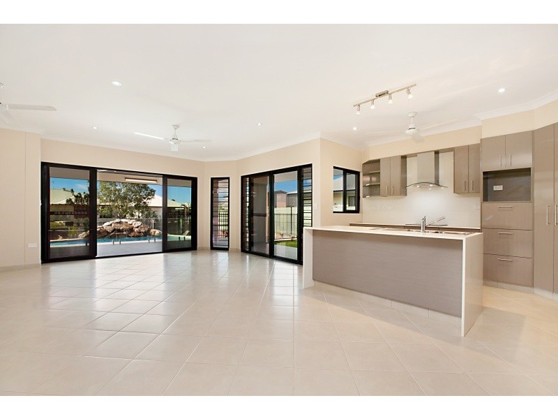12 Davis Court, Rosebery NT 0832