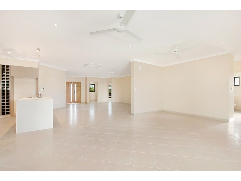 12 Davis Court, Rosebery NT 0832