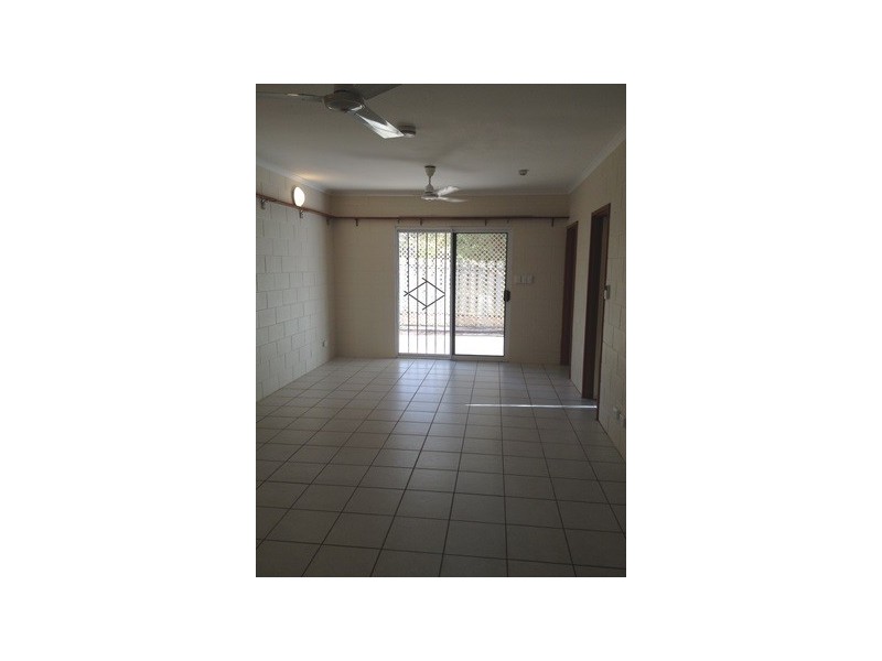 33/14 Priest Circuit, Gray NT 0830