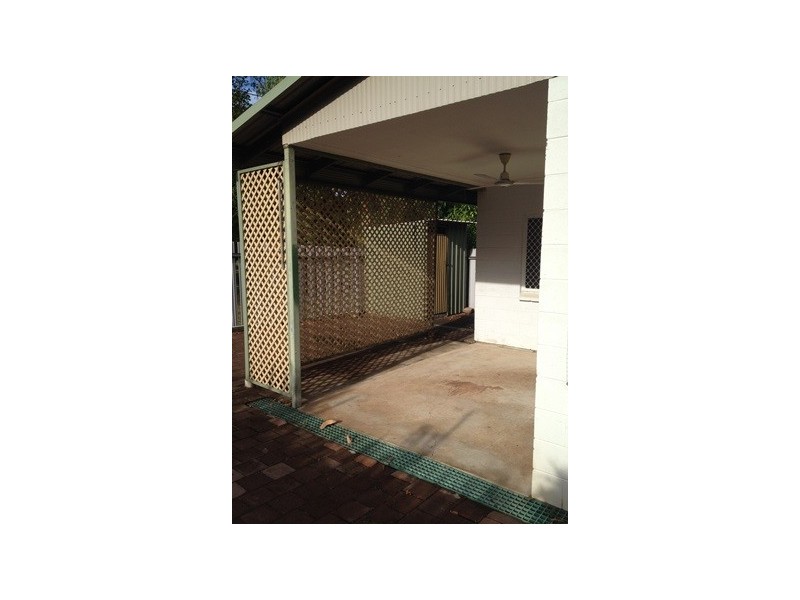 33/14 Priest Circuit, Gray NT 0830