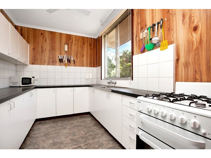 1 Mahony Circuit, Driver NT 0830