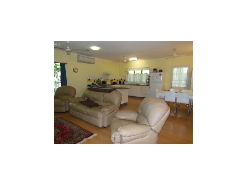 6 Raffles Road, Gray NT 0830