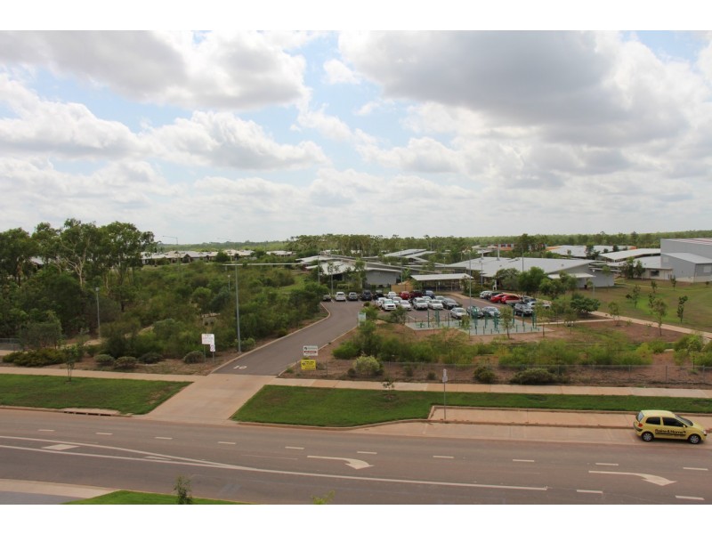 15E/174 Forrest Parade, Rosebery NT 0832