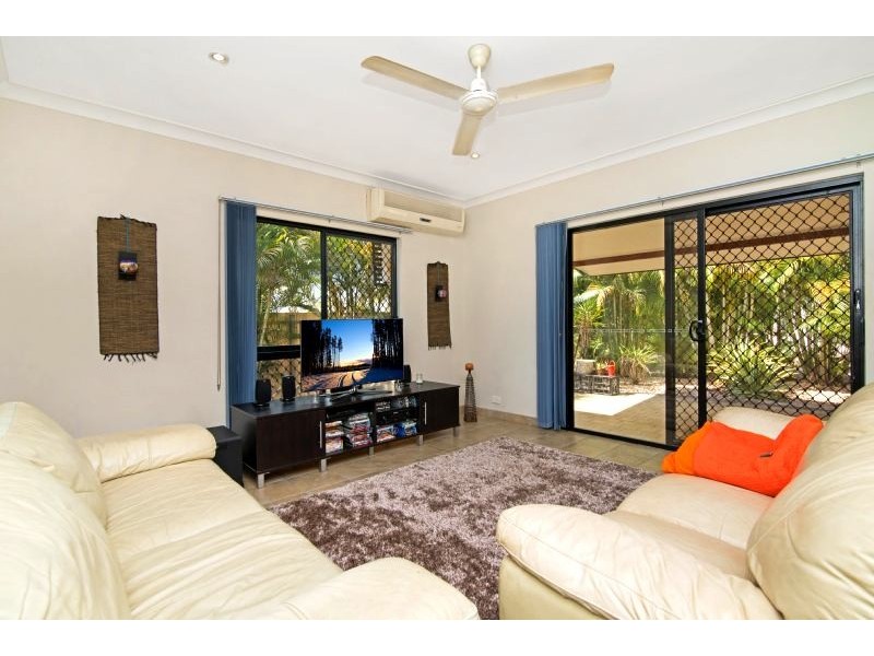 9/11 Sonder Crescent, Bakewell NT 0832