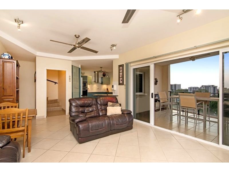 15/32 McLachlan Street, Darwin NT 0800