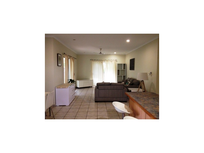 2/1 Sovereign Circuit, Coconut Grove NT 0810