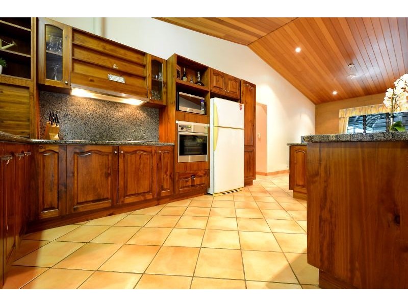 205 Stuart Highway/4334 Bowhunters Road, Howard Springs NT 0835