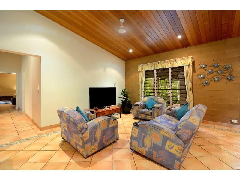 205 Stuart Highway/4334 Bowhunters Road, Howard Springs NT 0835