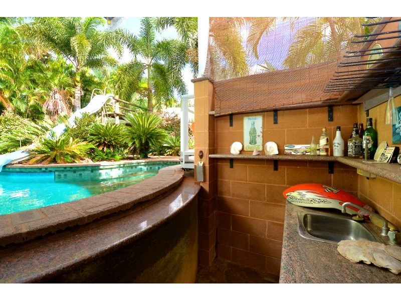 205 Stuart Highway/4334 Bowhunters Road, Howard Springs NT 0835