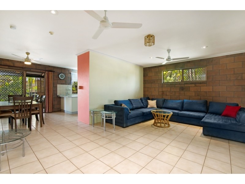 28 Bagshaw Crescent, Gray NT 0830