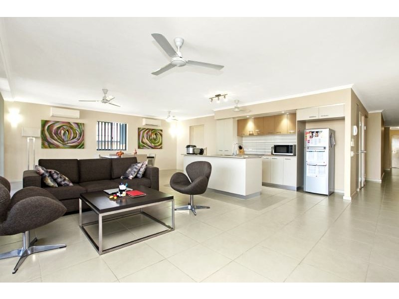 4F/174 Forrest Parade, Rosebery NT 0832