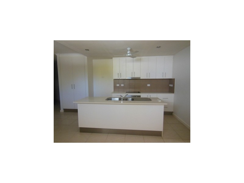 1/32 Lorna Lim Terrace, Driver NT 0830