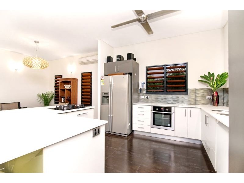 8 Bryden Street, Rosebery NT 0832