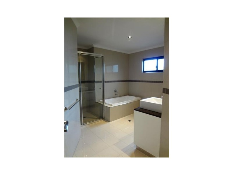 1/12 Brewery Place, Woolner NT 0820