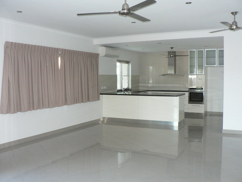 1/12 Brewery Place, Woolner NT 0820