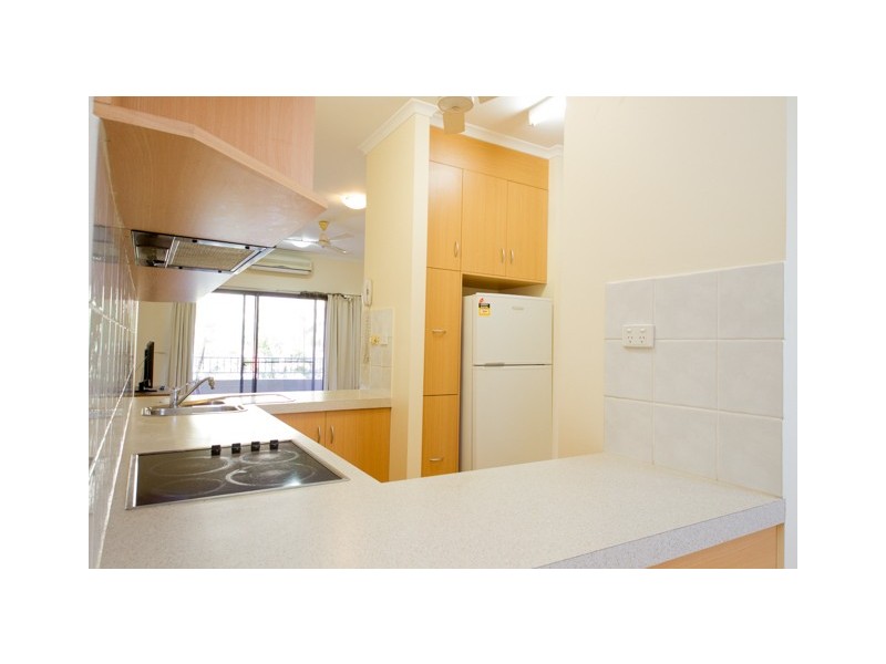 2/4 McMinn Street, Darwin NT 0800