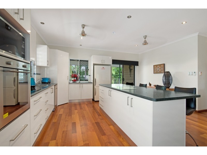 12 Hang Gong Avenue, Driver NT 0830