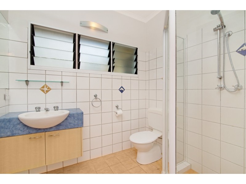 12 Hang Gong Avenue, Driver NT 0830