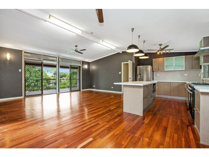 4 Matthews Road, Malak NT 0812