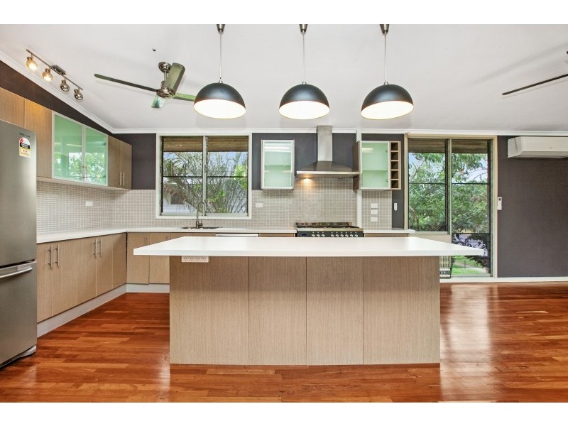 4 Matthews Road, Malak NT 0812