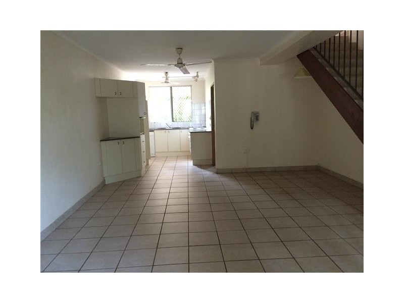 2/4 Winston Avenue, Stuart Park NT 0820