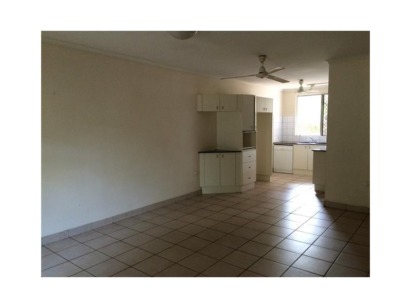 2/4 Winston Avenue, Stuart Park NT 0820