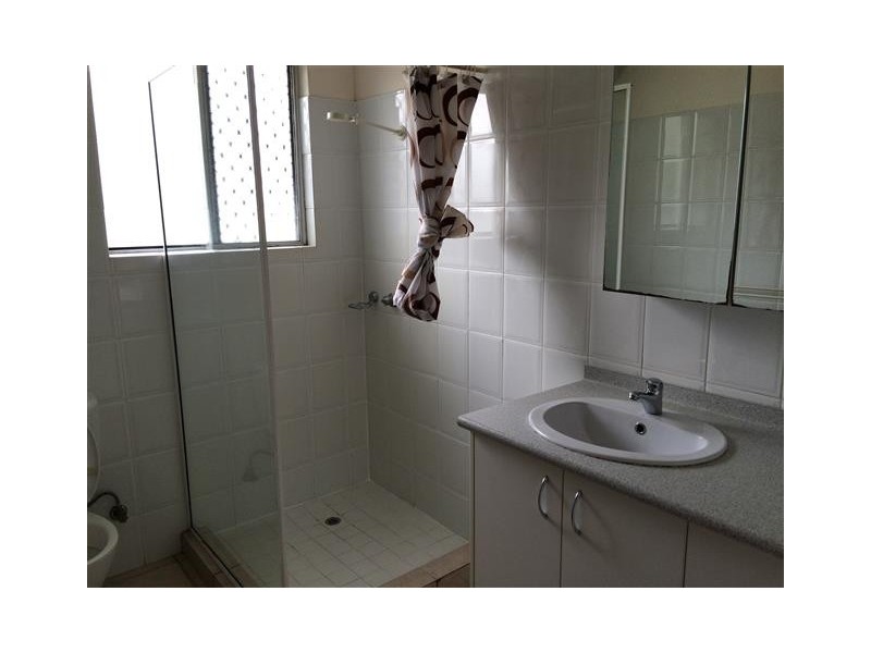 2/4 Winston Avenue, Stuart Park NT 0820